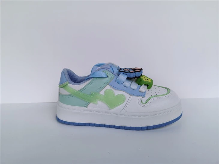 Girls' Heart Sneakers