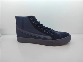 Lona masculina de cano alto